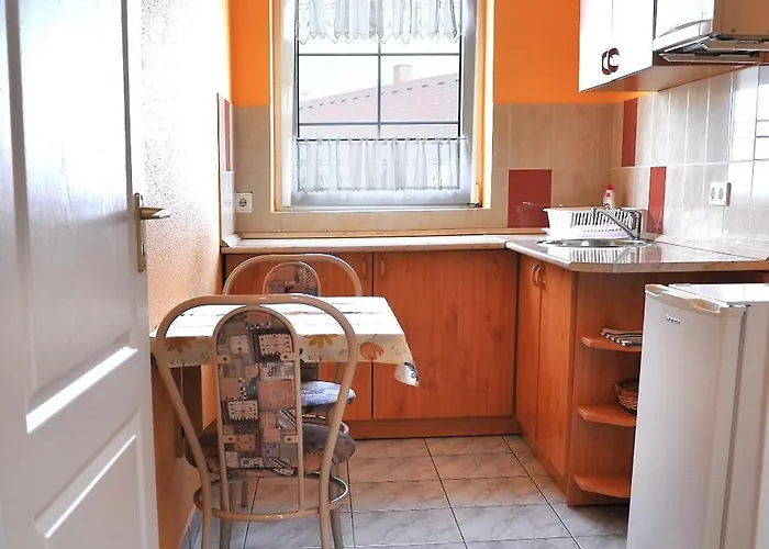 Napsugar Vendeghaz Aparthotel 3*