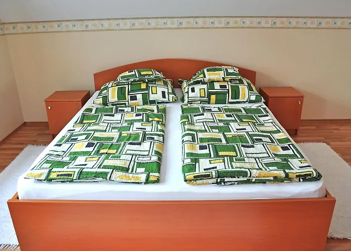 Aparthotel Napsugar Vendeghaz 3*